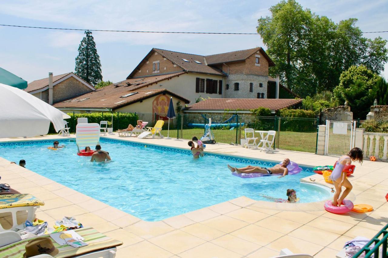 Neuvicq-Montguyon Le Logis Des Quatre Puits Bed & Breakfast エクステリア 写真