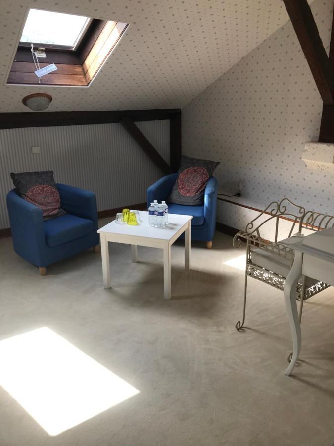 Neuvicq-Montguyon Le Logis Des Quatre Puits Bed & Breakfast エクステリア 写真