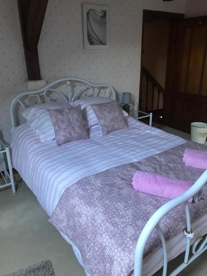 Neuvicq-Montguyon Le Logis Des Quatre Puits Bed & Breakfast エクステリア 写真